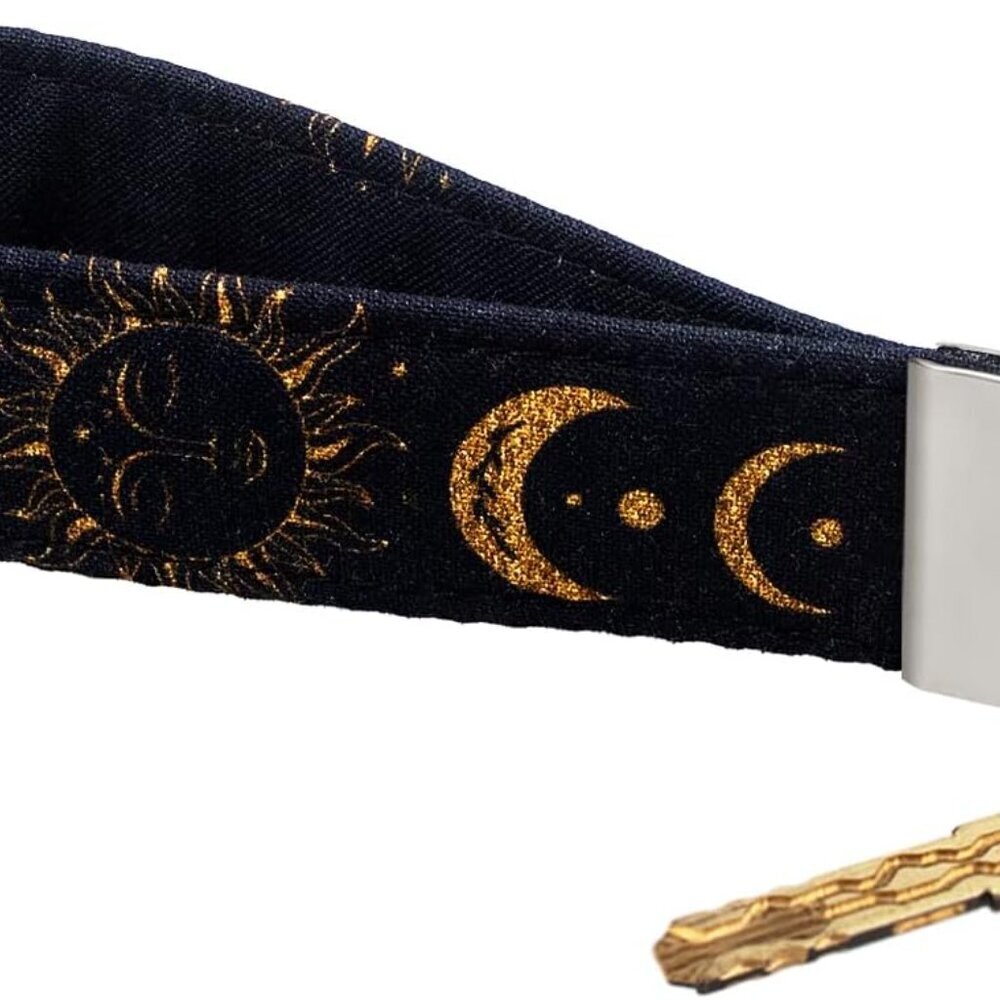 Cool Wristlet Keychain Holder - Hand Wrist Lanyard for Keys and Wallets